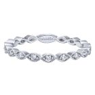 14K White Gold Scalloped Round Diamond Ring