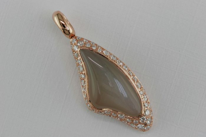 18K Rose Gold Diamond Pendant