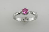 18K White Gold Ring