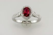 18K White Gold Diamond Ring