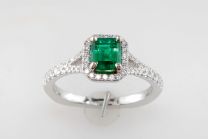 18K White Gold Diamond Halo Ring
