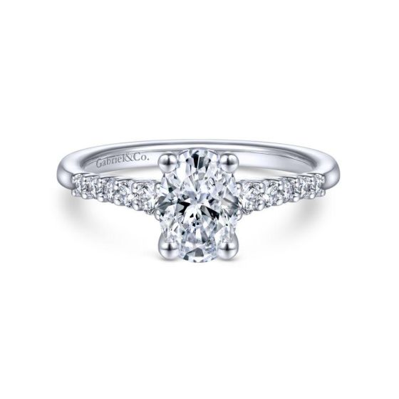 14K White Gold Shared Prong Graduated Round Diamond Oval Engagement Ring